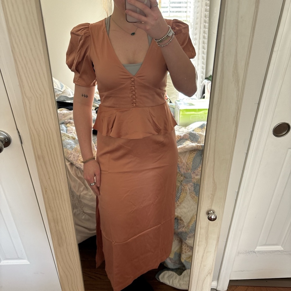 Elegant Women's Dress in Peach